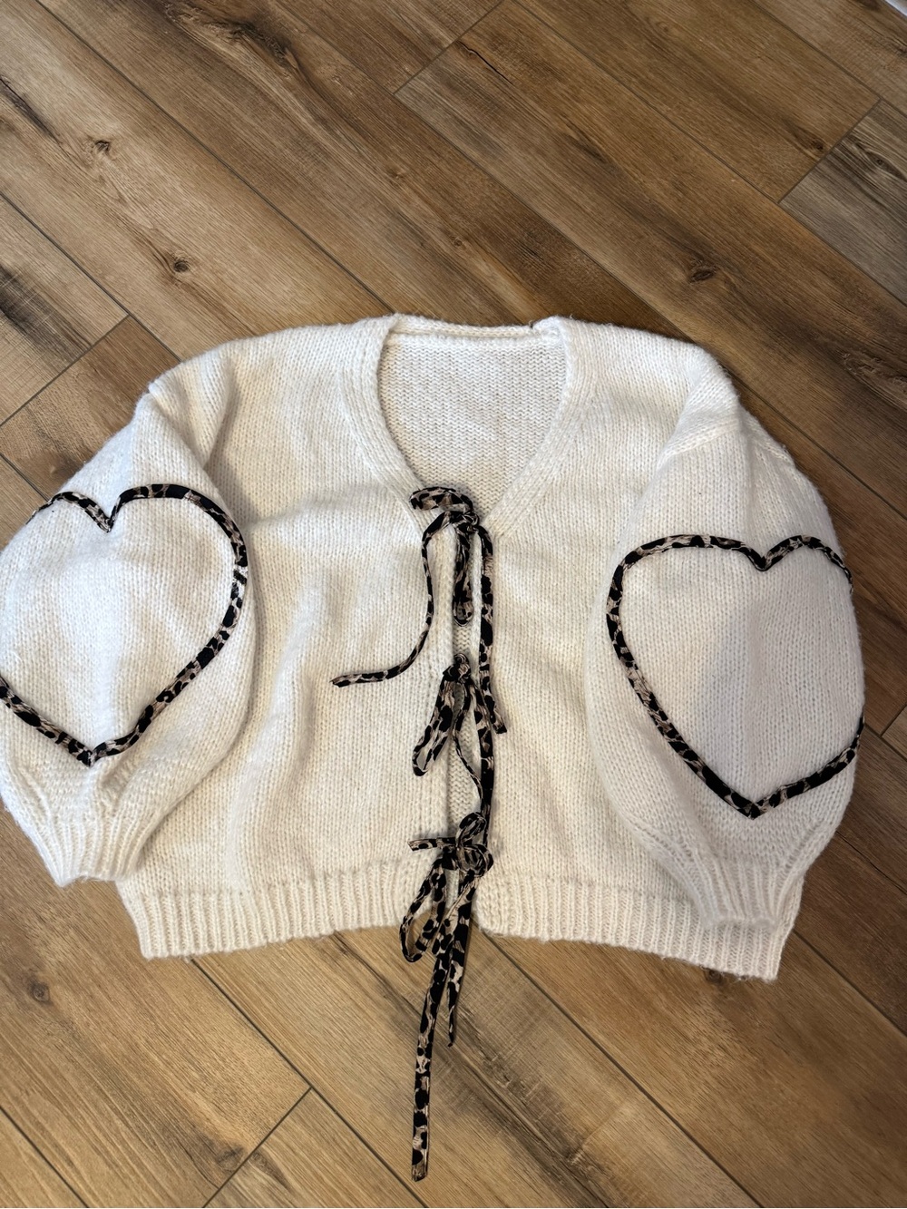 Women's Cream Heart-Accent Tie-Front Sweater